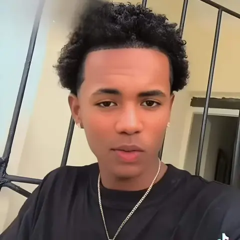 Mira que le pasó a este joven mientras celebraba su cumpleaño