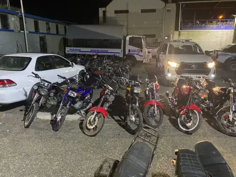 DIGESETT detiene jóvenes en Dajabón por carreras clandestinas