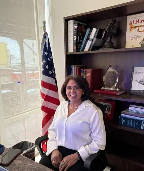 Senador de de Nueva York nombra a periodista dominicana como secretaria de prensa