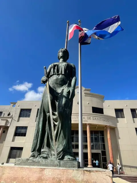 *Prisión para militar implicado en tráfico de migrantes en un caso en que murieron 13 indocumentados*