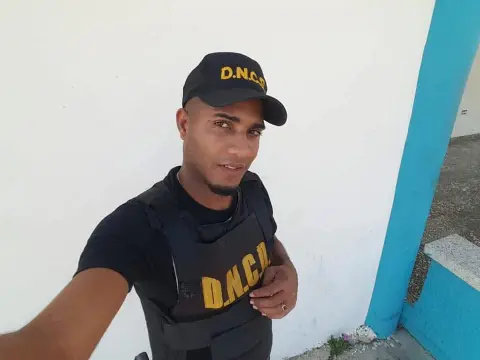 Matan a exmiembro de la DNCD y actual agente de la FAD frente al parquecito Gregorio Luperón.