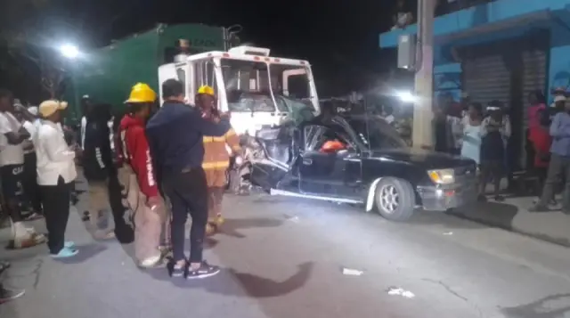 Seis muertos y 14 heridos en aparatoso accidente