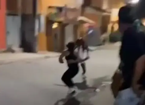 Dos mujeres detenidas tras protagonizar riña