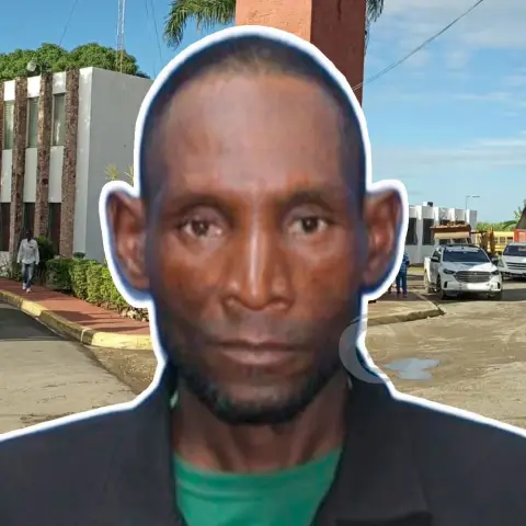 Hallan hombre sin aliento en las instalaciones del ayuntamiento